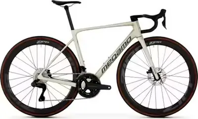 2018 Merida SCULTURA 400 – Specs, Comparisons, Reviews – 99