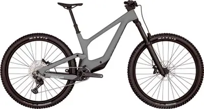 2018 Santa Cruz Nomad C R – Specs, Comparisons, Reviews – 99 Spokes