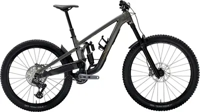 TREK SLASH 9.7 CARBON 29 MEGNEG Mサイズ 2020 Trek Slash 9.7 Bike - Reviews, Comparisons, Specs