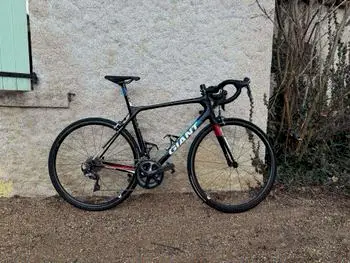 2018 Giant TCR Advanced Pro Team – Specs, Comparisons
