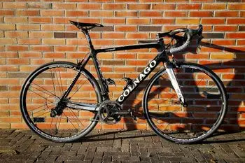 COLNAGO ACRカーボンフレーム 105 2019 Colnago AC-R 105 Bike – Specs, Comparisons, Reviews