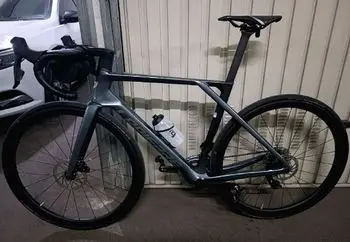 2020 Focus IZALCO MAX DISC 8.8 – Especificaciones