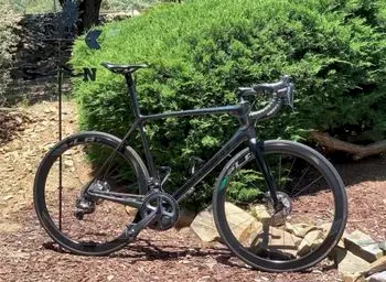 2019 Giant TCR Advanced SL 1 Disc – Specs, Comparisons