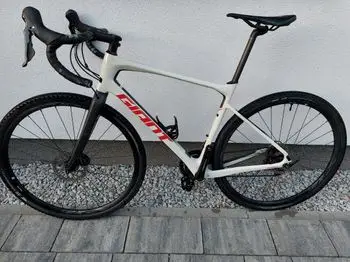 2020 Giant Revolt Advanced 2 – Specs, Comparisons, Reviews