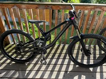 2018 Commençal SUPREME DH V4.2 – Specs, Comparisons, Reviews