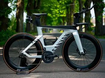 2023 Canyon Speedmax CF SLX 8 Di2 – Specs, Comparisons