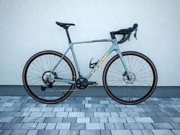 TREK Crockett 5 Disc 2017年モデル ロードバイク DSC06276-800x485.jpg