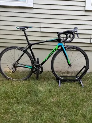 2018 Giant TCR Advanced Pro 1 – Specs, Comparisons, Reviews