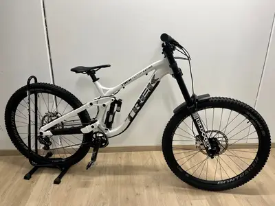 2022 Canyon Sender CFR 29 Underdog – Specs, Comparisons 2022 Canyon Sender CFR 29 Underdog – Specs, Comparisons