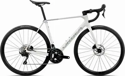 CANYON ULTIMATE CF SL ディスク Canyon Ultimate SLが納車されました。遂に初のディスクロード