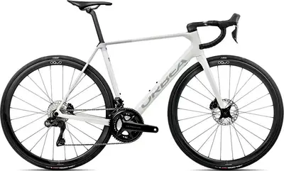 2020 Canyon Ultimate CF SLX Disc 8.0 ETAP – Specs, Comparisons