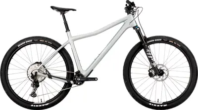 ジャイアントXTC Advanced 27.5 2017 Giant XTC Advanced 27.5+ 2 – Specs, Comparisons