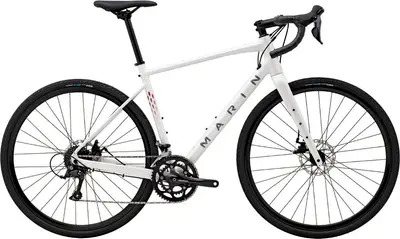 2022 Fuji Track Pro INTL – Specs, Comparisons, Reviews – 99 Spokes