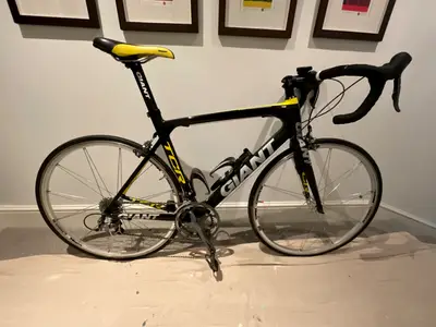 2018 Giant TCR Advanced 2 – Specs, Comparisons, Reviews – 99 Spokes