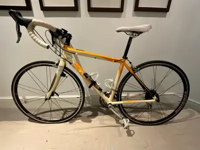 2012 Trek 2.1 H3 (Triple) – Specs, Comparisons, Reviews – 99 Spokes