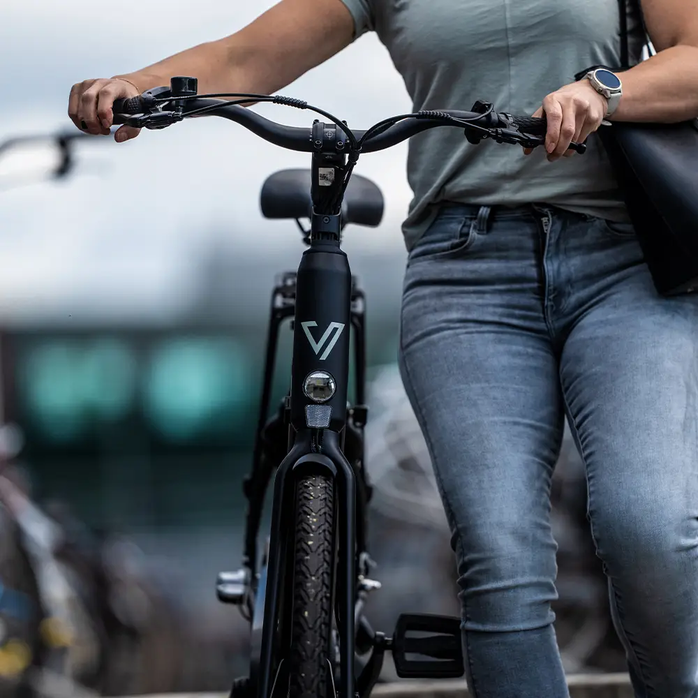 2024 Amslod Alta M – Specs, Comparisons, Reviews – 99 Spokes