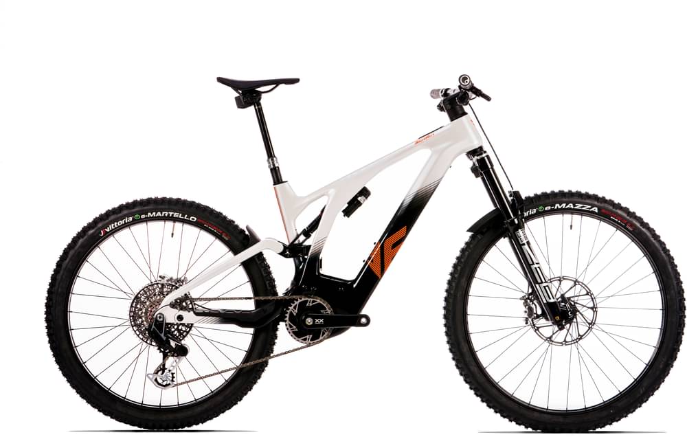 Berria STRATOS LTD