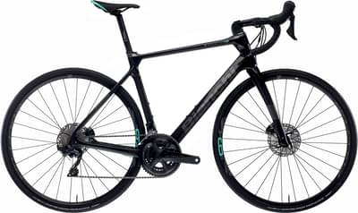 Bianchi Infinito XE 105 Di2 2025