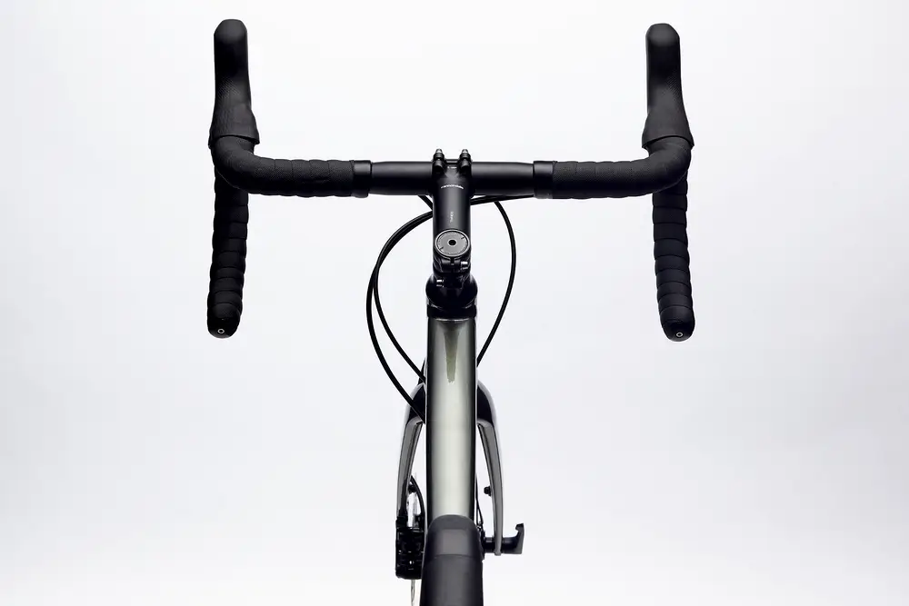 2020 Cannondale CAAD13 Disc 105 – Specs, Comparisons, Reviews – 99