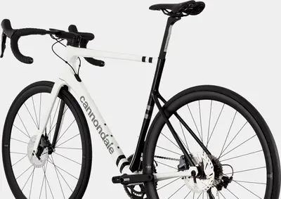 2021 Cannondale SuperSix EVO Carbon Disc Ultegra – Specs