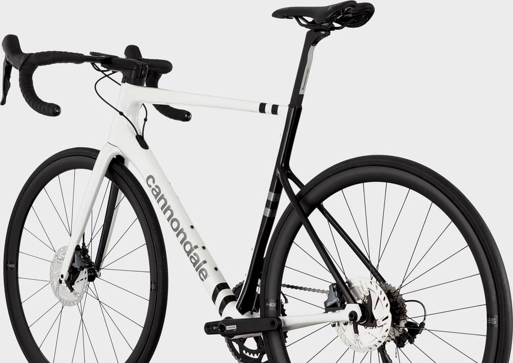 2022 Cannondale SuperSix EVO Carbon Disc Ultegra – Specs