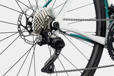 2022 Cannondale Synapse Carbon Women's 105 – Specs, Comparisons