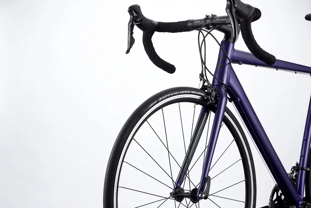 2023 Cannondale CAAD Optimo 105 – Specs, Comparisons