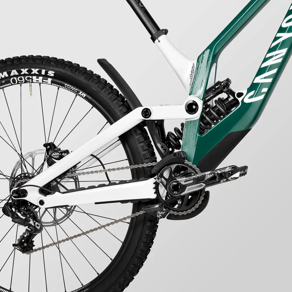 パーツ Canyon sender downhill frame 29inch 2023 Canyon Sender CFR 29 – Specs, Comparisons, Reviews – 99