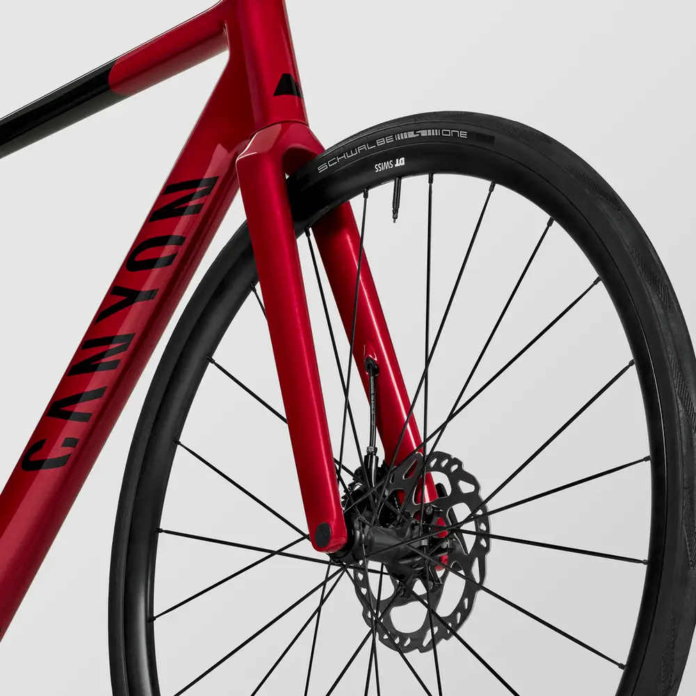 2023 Canyon Ultimate CF SL 7 Di2 – Specs, Comparisons