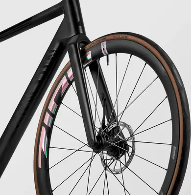 2023 Canyon Ultimate CF SLX 8 Force AXS – Specs, Comparisons