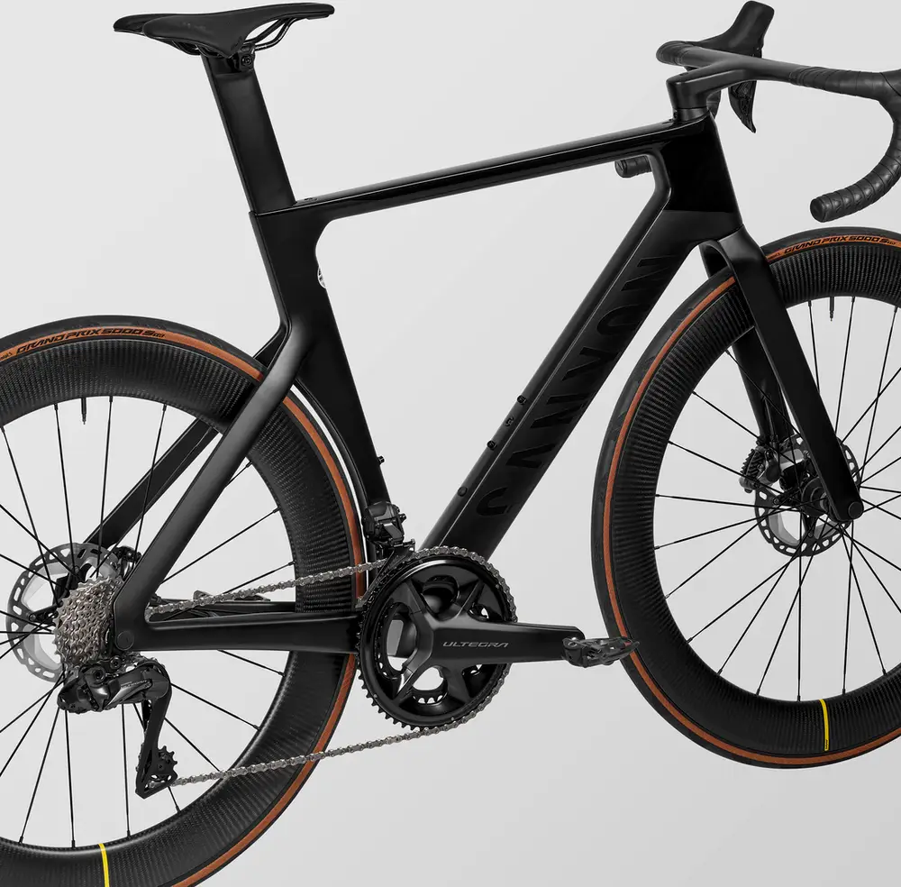 2024 Canyon Aeroad CF SLX 8 Di2 Cosmic – Specs, Comparisons