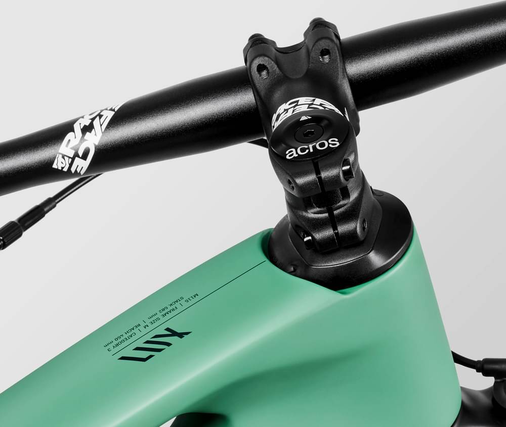 2024 Canyon Lux World Cup CF – Specs, Comparisons, Reviews – 99