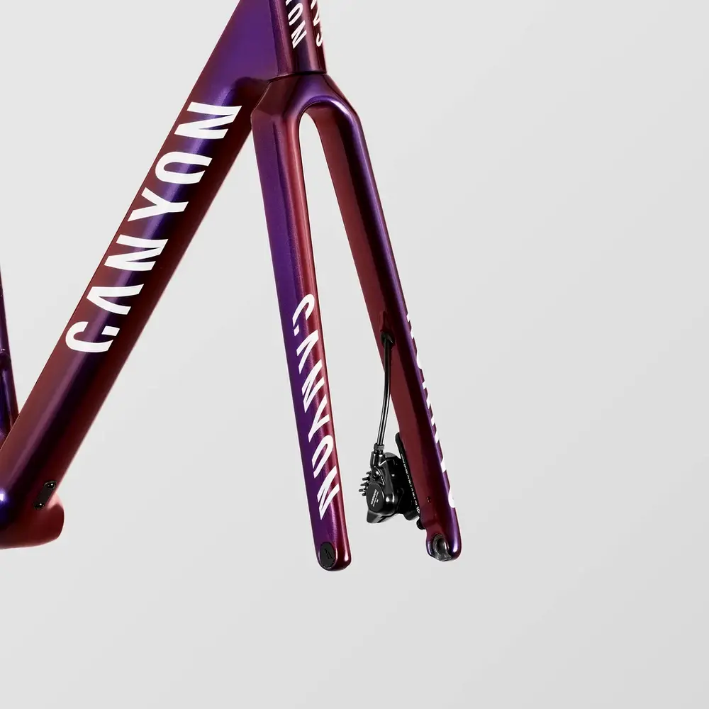 2024 Canyon Ultimate CFR Disc Frame and Brake Kit – Specs, Comparisons ...