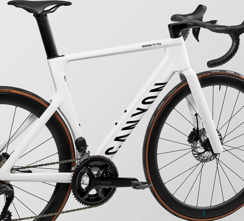 2025 Canyon Aeroad CF SLX 7 Di2 C46 – Specs, Comparisons, Reviews