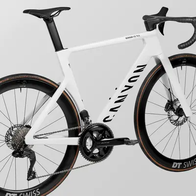 2025 CANYON AEROAD CF SLX XSサイズ 2025 Canyon Aeroad CF SLX 7 Di2 – Specs, Comparisons, Reviews – 99