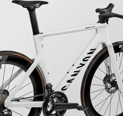 2025 Canyon Aeroad CF SLX 8 Di2 Speed – Specs, Comparisons