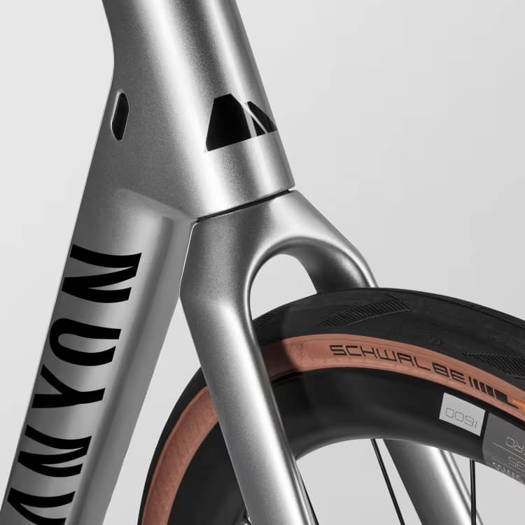 2025 Canyon Endurace CF 7 Di2 – Specs, Comparisons, Reviews