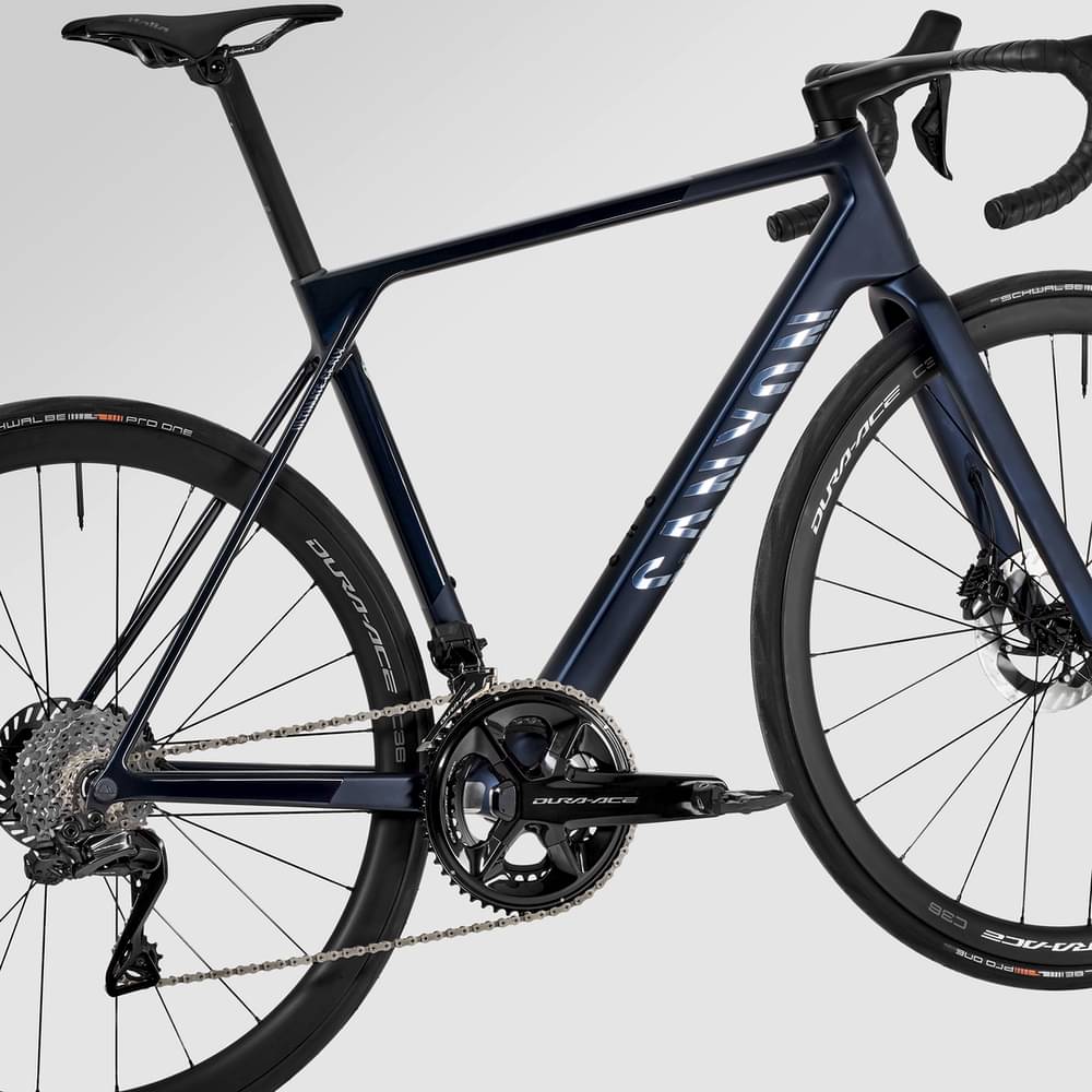 2025 Canyon Ultimate CF SLX 9 Di2 – Specs, Comparisons, Reviews