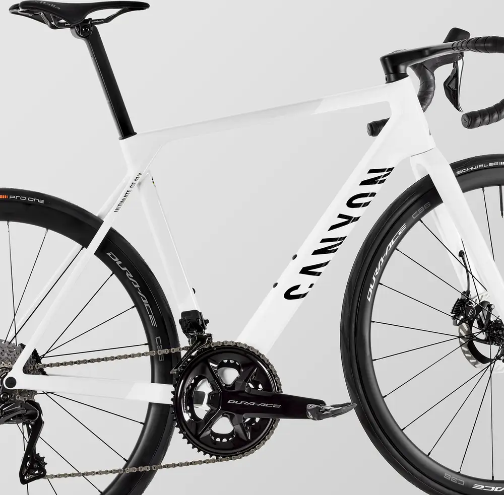 2025 Canyon Ultimate CF SLX 9 Di2 – Specs, Comparisons, Reviews