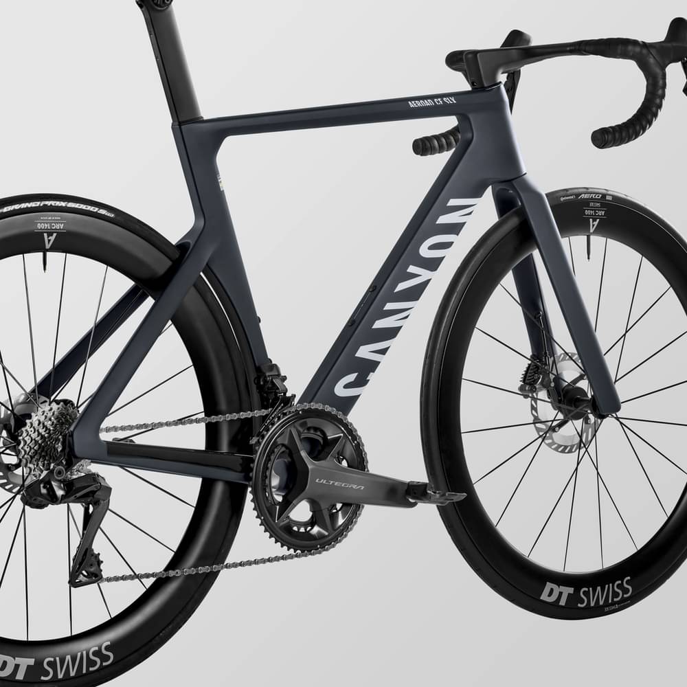2026 Canyon Aeroad CF SLX 8 Di2 – Specs, Comparisons