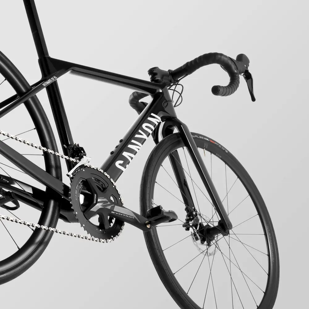 キャニオン　アルティメット　ヤングヒーロー Ultimate CF Young Hero | CANYON CR