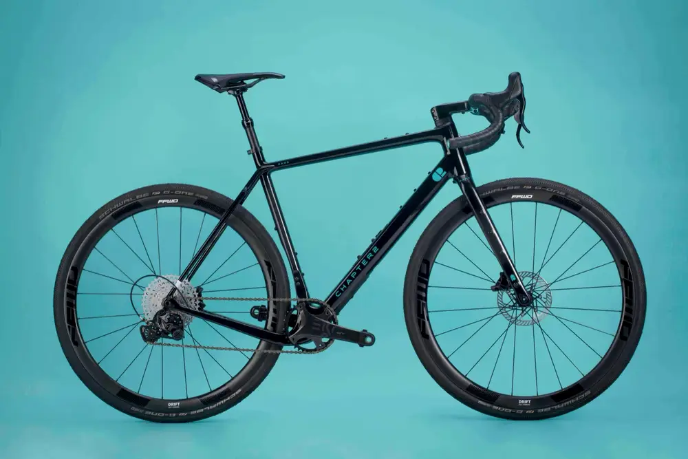 2026 Chapter2 KAHA GLOSSY BLACK (TUAURIURI) Frameset – Spezifikationen ...