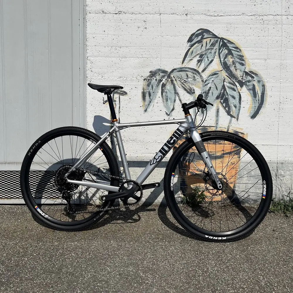 2025 Cinelli ZYDECO SILVER BOOTLEG Test – Specs, Comparisons