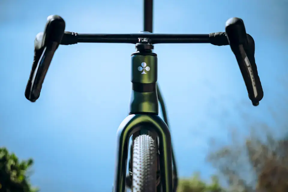 2025 Colnago C68 Gravel Sram Red XPLR – Specs, Comparisons