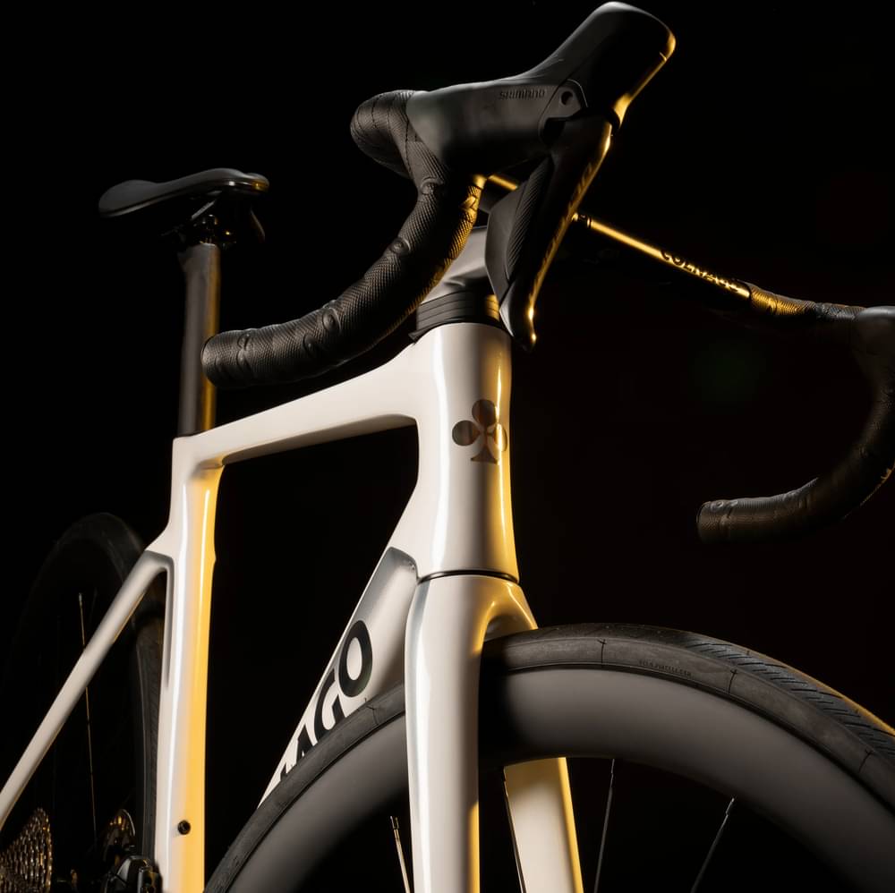 2025 Colnago V4 Shimano 105 Di2 – Specs, Comparisons, Reviews – 99