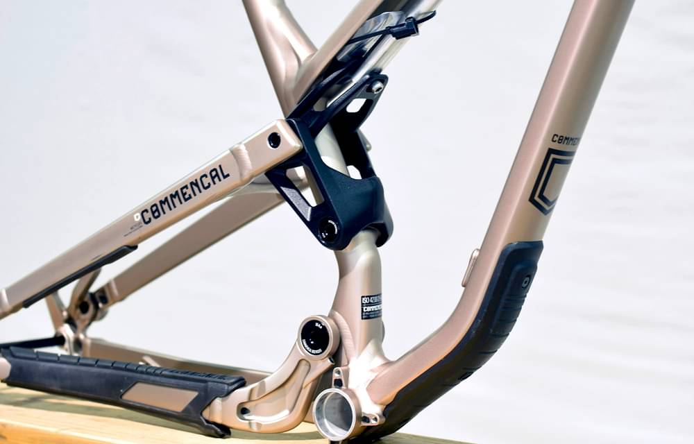 COMMENCAL  SX 26 フレームセット d18ff.jpeg