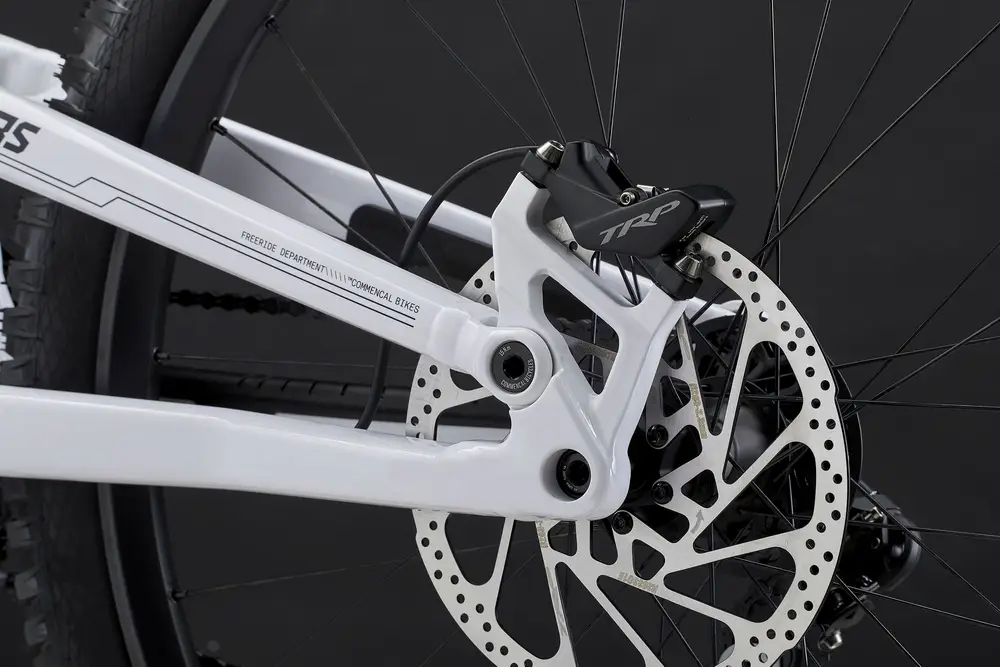 2025 Commençal FRS PARK ROCKSHOX – Specs, Comparisons, Reviews – 99 Spokes