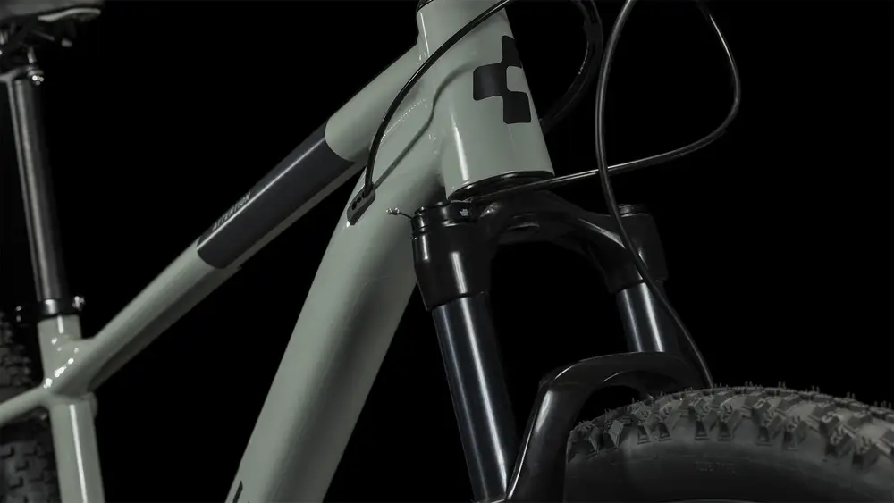 2023 CUBE ATTENTION Specs, Comparisons, Reviews 99 Spokes