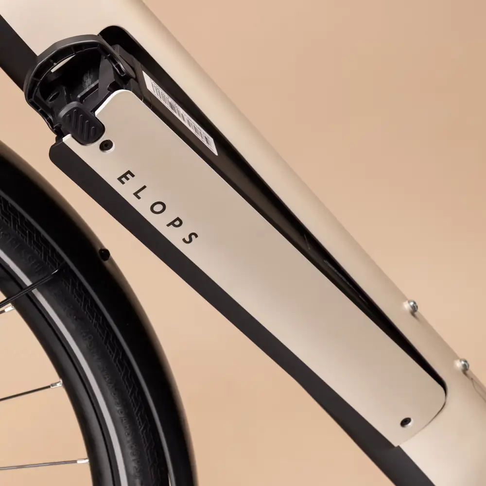2024 ELOPS Long Distance 500 Electric Assist City Bike Step-Over Frame ...