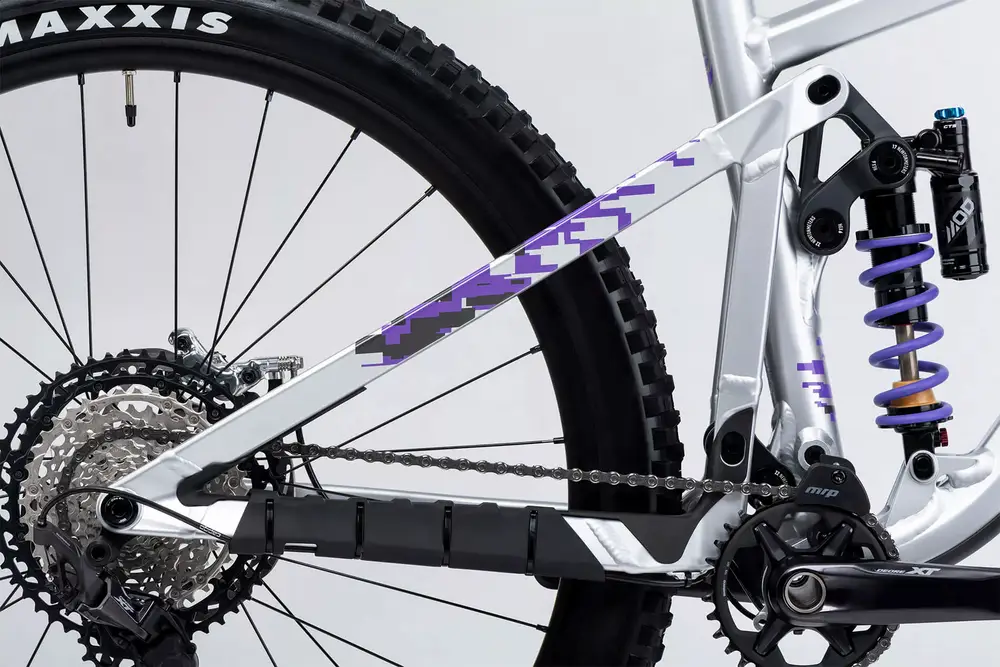 2024 Ghost Riot AM AL Full Party – Specs, Comparisons, Reviews – 99 Spokes
